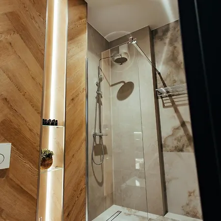 Karkonoska Ostoja Z Prywatna Sauna شقة شكلارسكا بوريبا